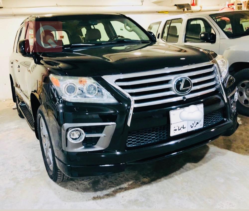 Lexus LX